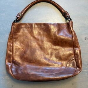 Stunning Fry leather hobo✨